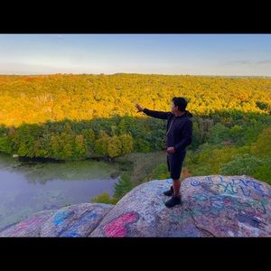 Meet your Posher, Juan carlos